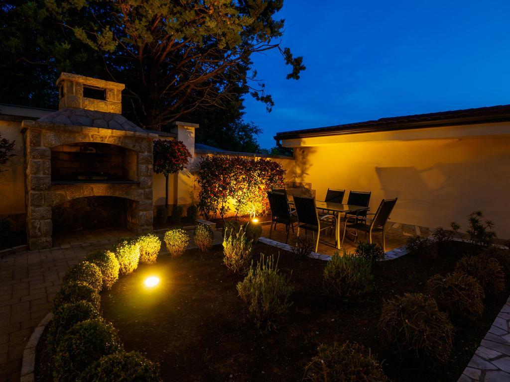 Villa Petra Selce Exterior photo