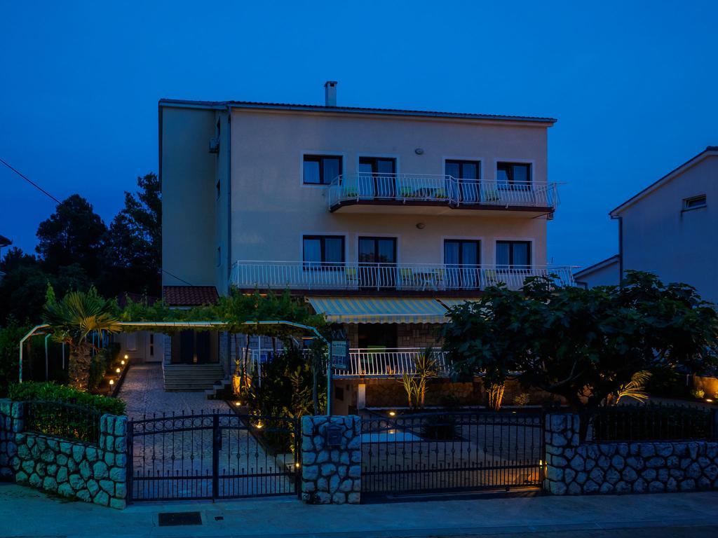 Villa Petra Selce Exterior photo